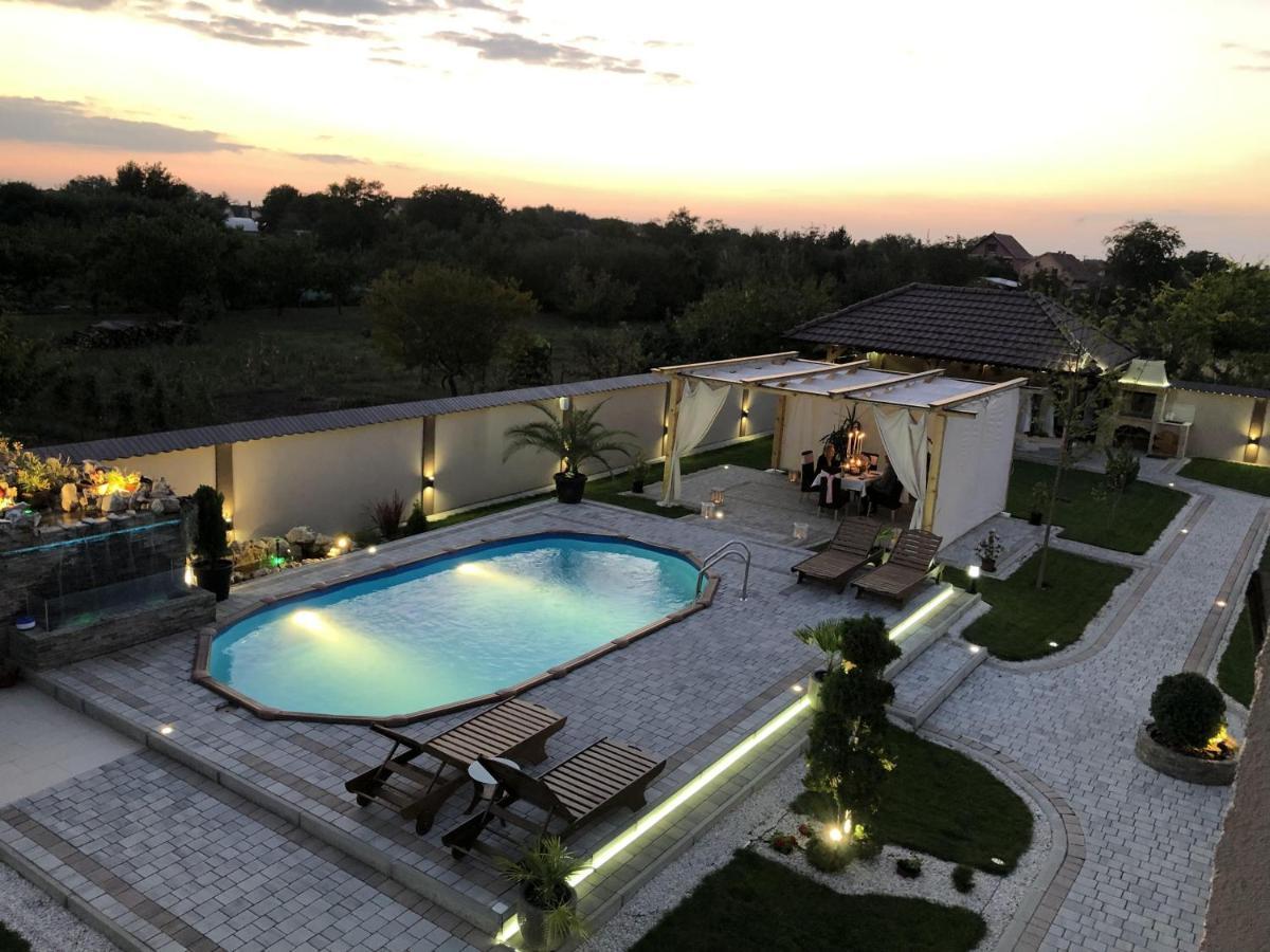 Kovac Residence Зренянин Экстерьер фото