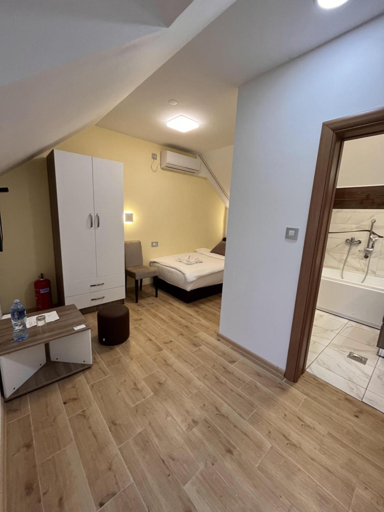 Kovac Residence Зренянин Экстерьер фото
